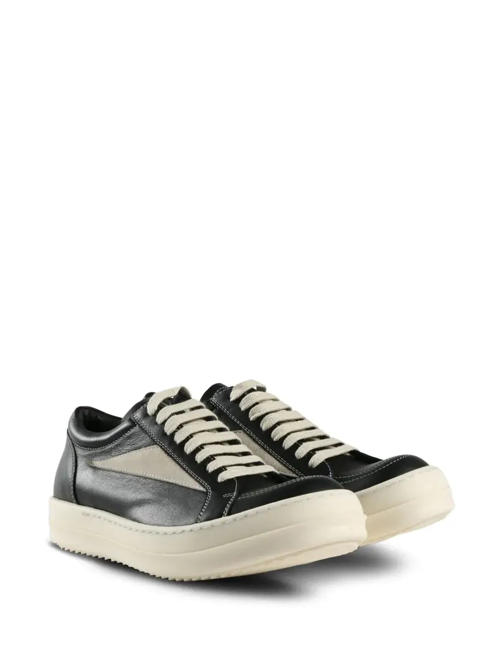 Rick Owens vintage sneakers in beluga grey with lace-up fastening, perfect for trendy outfits and urban fashion collections.
